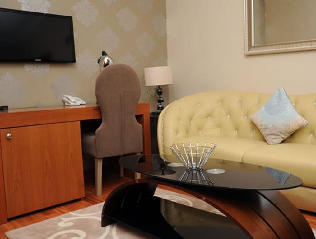 Aliayabiagba Morning Side Suites מראה חיצוני תמונה