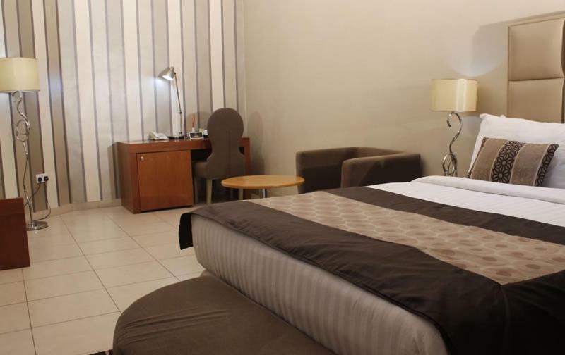 Aliayabiagba Morning Side Suites מראה חיצוני תמונה